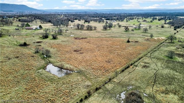 42267 Timber Ridge Road, Howe, OK 74940