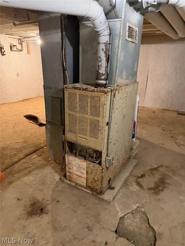 2901 E 102nd Street, Cleveland, OH 44104