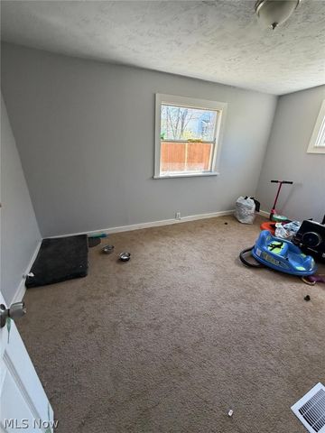 2901 E 102nd Street, Cleveland, OH 44104