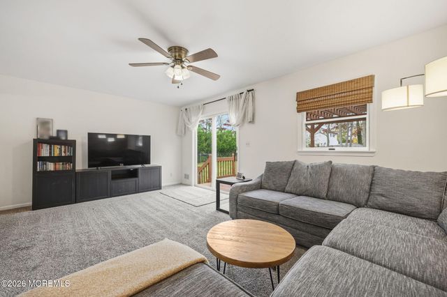 31 Southport Drive, Howell, NJ 07731