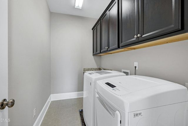 212 Mystic Pine Place, Apex, NC 27539