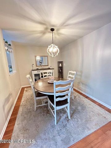 93 Heron Court, Manalapan, NJ 07726