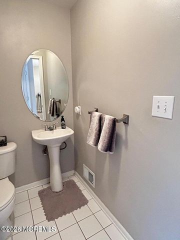 93 Heron Court, Manalapan, NJ 07726