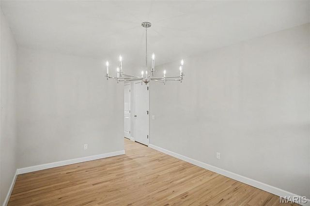 1015 Fernway Lane, St Louis, MO 63141