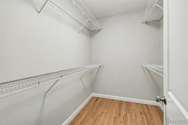 1015 Fernway Lane, St Louis, MO 63141