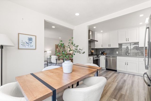 239 Monterey Road, Pacifica, CA 94044