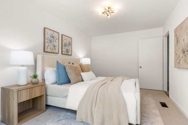 239 Monterey Road, Pacifica, CA 94044