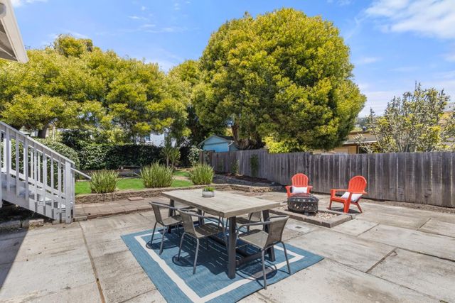 239 Monterey Road, Pacifica, CA 94044