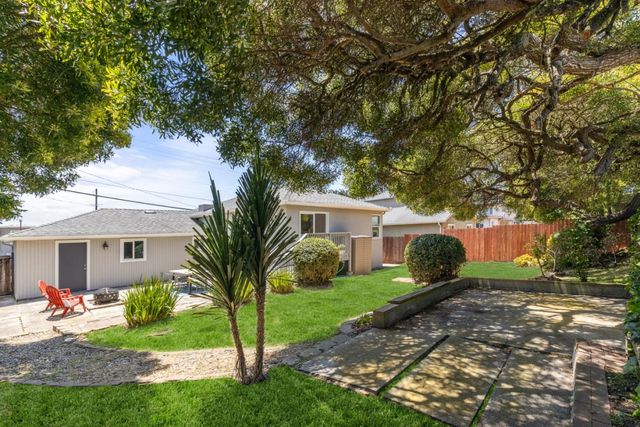 239 Monterey Road, Pacifica, CA 94044