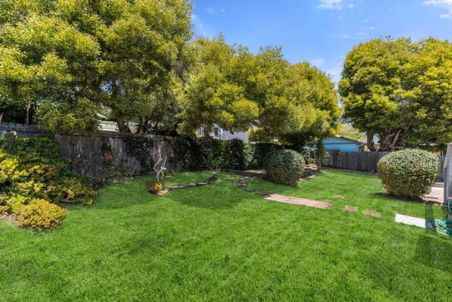 239 Monterey Road, Pacifica, CA 94044