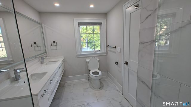 42 Poe Court, Fairfield, CT 06825