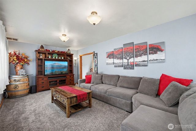 202 E Street SW, Auburn, WA 98001
