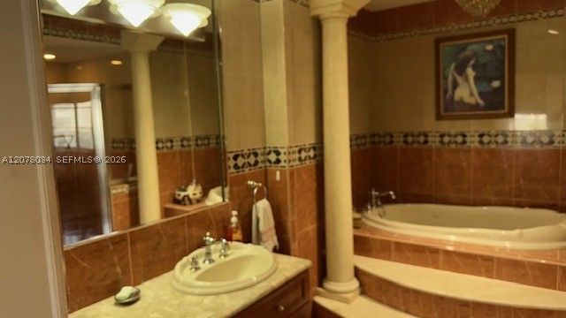 3725 S Ocean Dr 1427, Hollywood, FL 33019