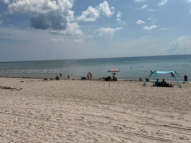 3725 S Ocean Dr 1427, Hollywood, FL 33019