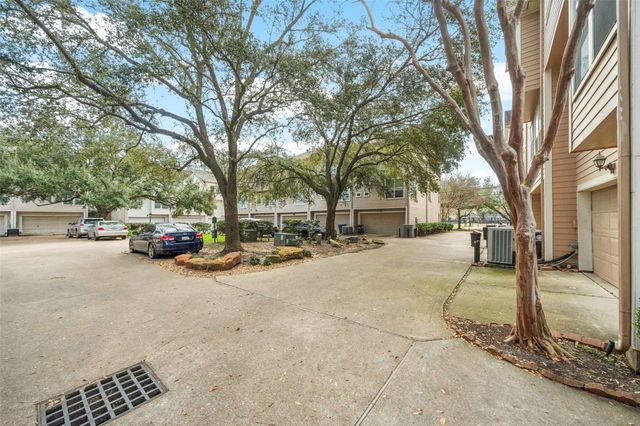 1809 Gillette Street, Houston, TX 77019