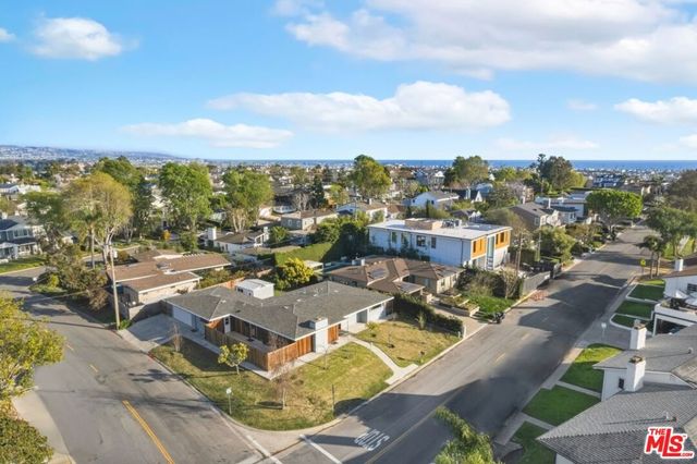 424 Saint Andrews Road, Newport Beach, CA 92663