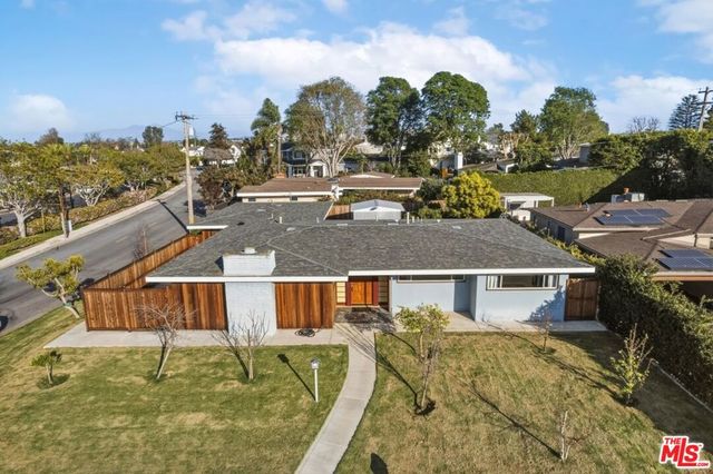 424 Saint Andrews Road, Newport Beach, CA 92663