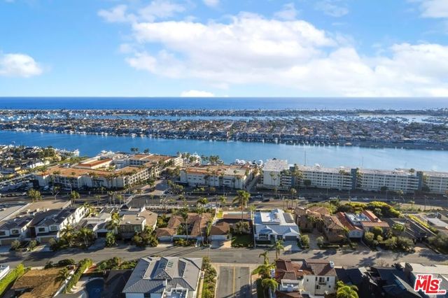 424 Saint Andrews Road, Newport Beach, CA 92663