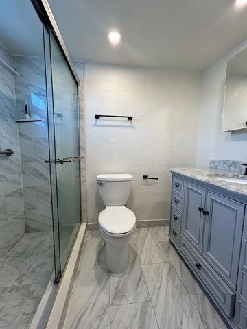 808 SE 7th Street 107, Deerfield Beach, FL 33441