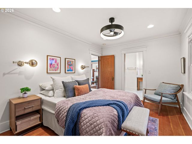 2023 Se PINE St, Portland, OR 97214