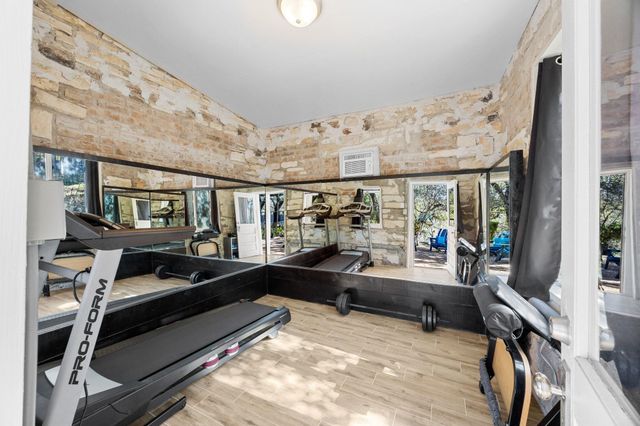 5600 Blueridge CT, Austin, TX 78731