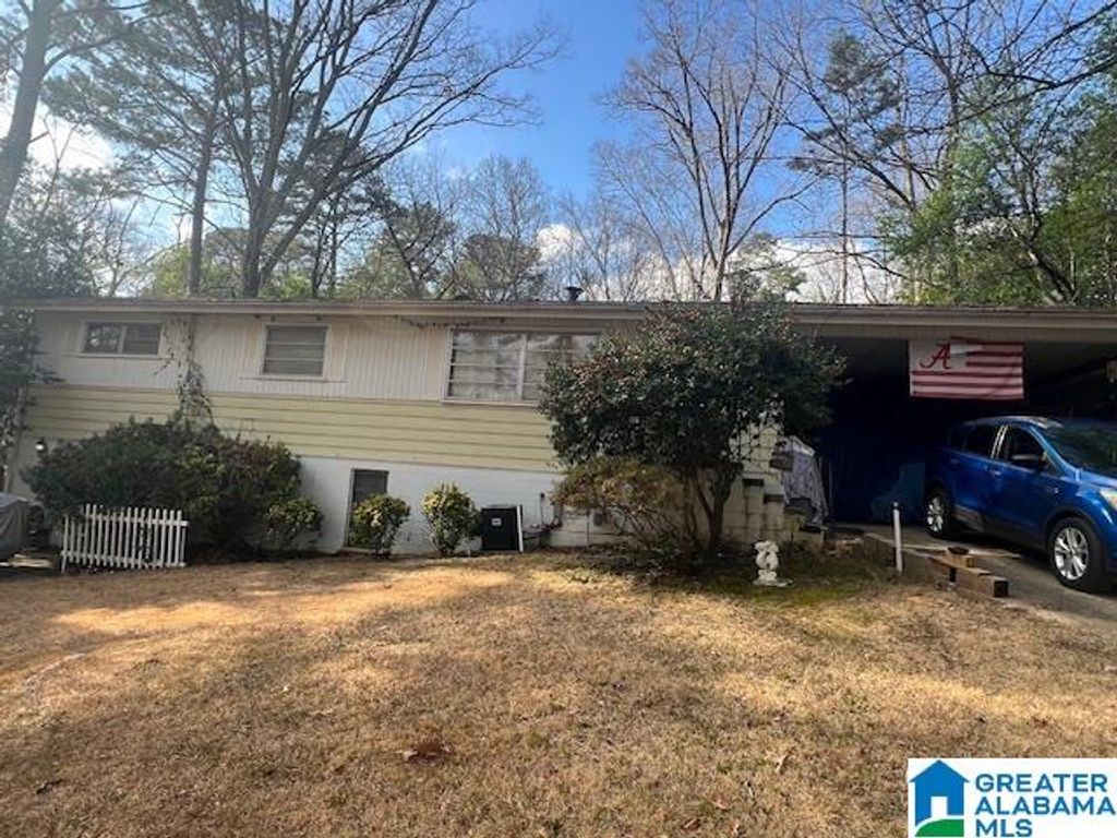 1654 2ND STREET NW, Center Point, AL 35215