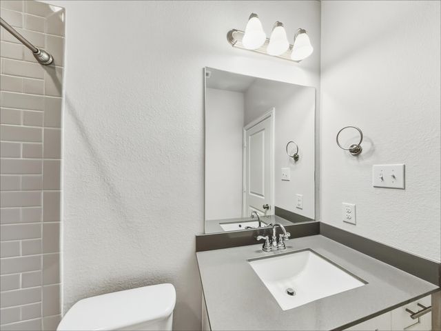 213 Suma Drive, Euless, TX 76040