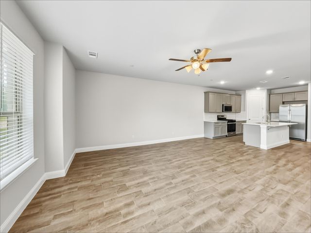213 Suma Drive, Euless, TX 76040