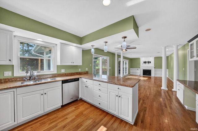 52207 Brendon Hills Drive, Granger, IN 46530