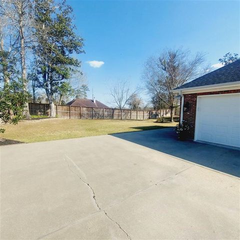 934 St James Drive, Lake Charles, LA 70611