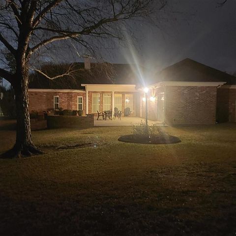 934 St James Drive, Lake Charles, LA 70611