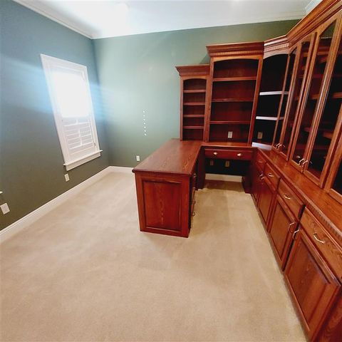 934 St James Drive, Lake Charles, LA 70611