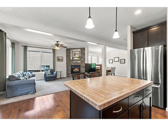 8287 Sw 186TH Ave, Beaverton, OR 97007