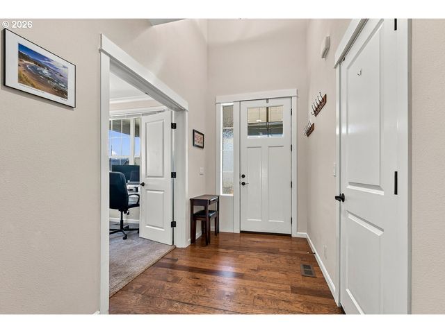 8287 Sw 186TH Ave, Beaverton, OR 97007