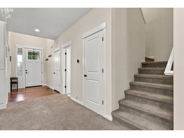 8287 Sw 186TH Ave, Beaverton, OR 97007