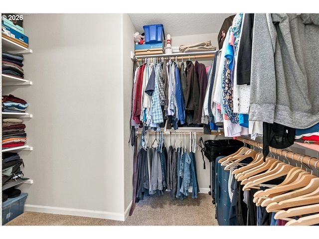 8287 Sw 186TH Ave, Beaverton, OR 97007