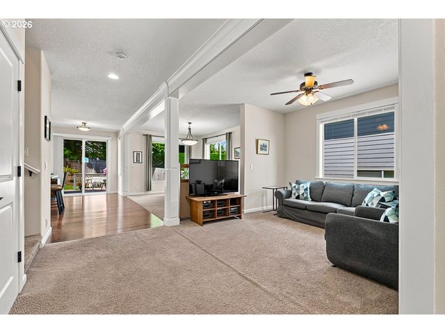 8287 Sw 186TH Ave, Beaverton, OR 97007