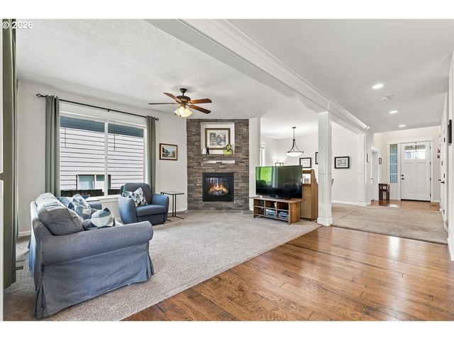 8287 Sw 186TH Ave, Beaverton, OR 97007