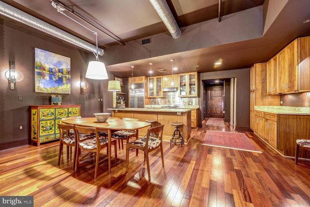 1615 N QUEEN ST #M303, Arlington, VA 22209