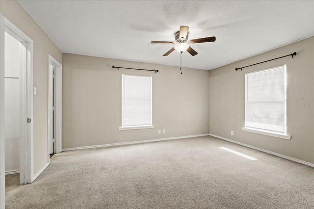 805 Mulkey Lane, Denton, TX 76209