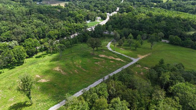 1037 Fairview Blvd, Franklin, TN 37064