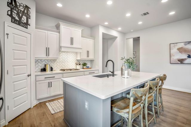 19427 Gray Mare Drive, Tomball, TX 77377