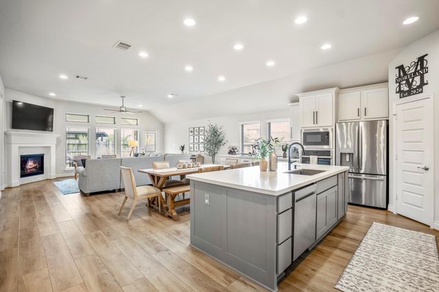 19427 Gray Mare Drive, Tomball, TX 77377