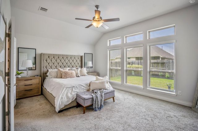 19427 Gray Mare Drive, Tomball, TX 77377