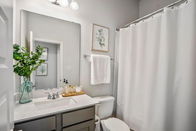 19427 Gray Mare Drive, Tomball, TX 77377