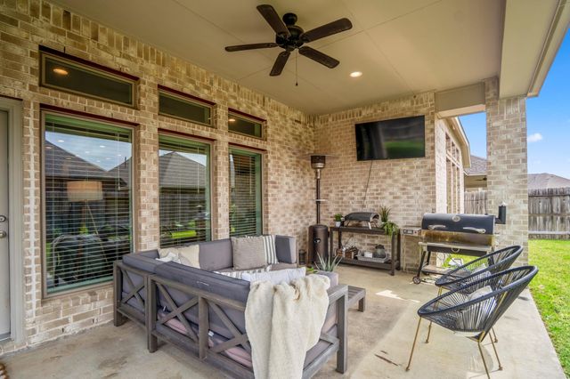 19427 Gray Mare Drive, Tomball, TX 77377