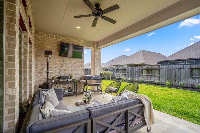 19427 Gray Mare Drive, Tomball, TX 77377