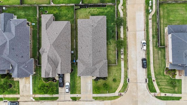 19427 Gray Mare Drive, Tomball, TX 77377