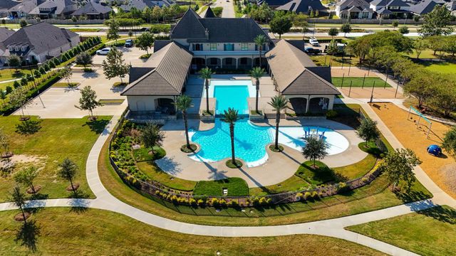 19427 Gray Mare Drive, Tomball, TX 77377