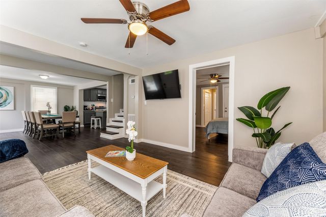 3112 Ursuline Street, Galveston, TX 77550